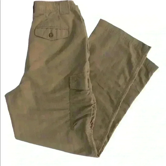 LL BEAN WOMENS TRAVELER CARGO OUTDOORS PANT KAHKI LIGHT WEIGHT Sz. 10 - Picture 6 of 10